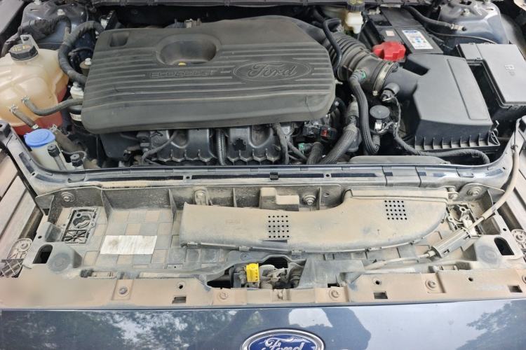 Used Ford Taurus 2019 EcoBoost 245 Premium Edition Engine Bay