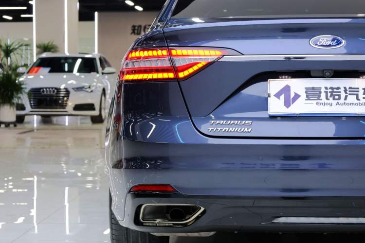 Used Ford Taurus 2019 EcoBoost 245 Premium Edition Exterior 5