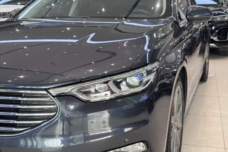 Used Ford Taurus 2019 EcoBoost 245 Premium Edition Exterior 7