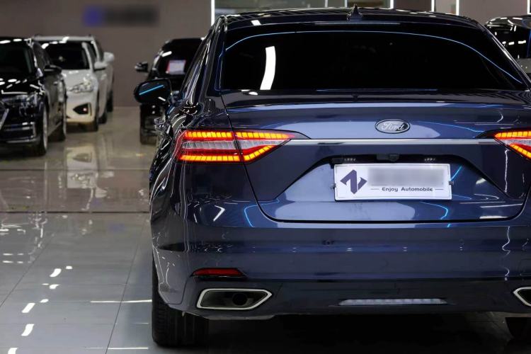 Used Ford Taurus 2019 EcoBoost 245 Premium Edition Exterior 7
