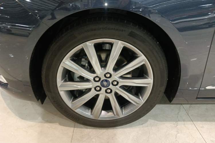 Used Ford Taurus 2019 EcoBoost 245 Premium Edition Exterior 7