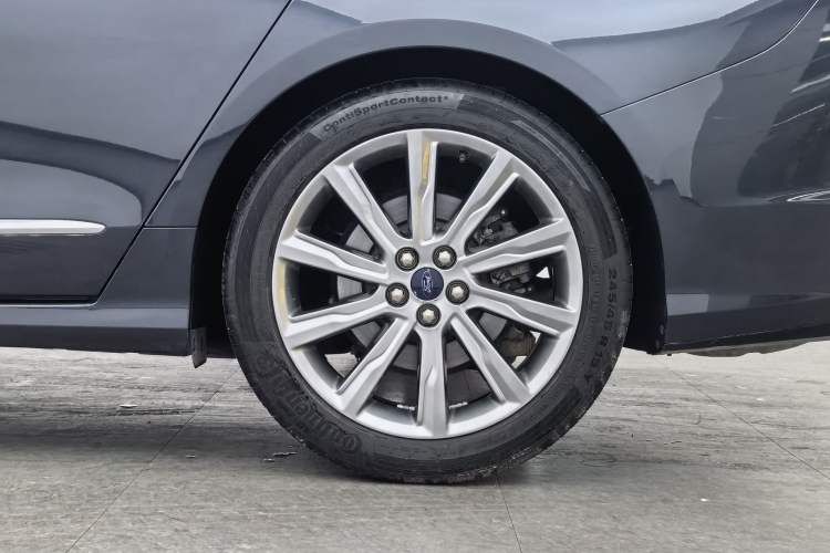 Used Ford Taurus 2019 EcoBoost 245 Premium Edition Exterior 9
