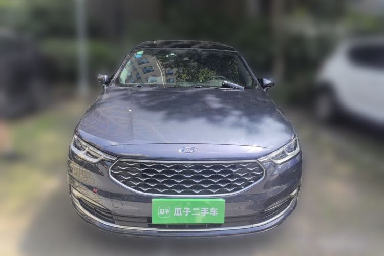 Used Ford Taurus 2019 EcoBoost 245 Vignale Deluxe Edition Front