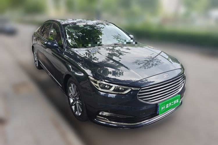 Used Ford Taurus 2019 EcoBoost 245 Premium Edition Front Right 45 Deg