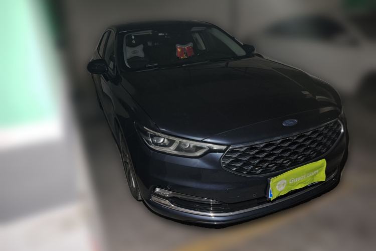 Used Ford Taurus 2019 EcoBoost 245 Premium Edition Front Right 45 Deg