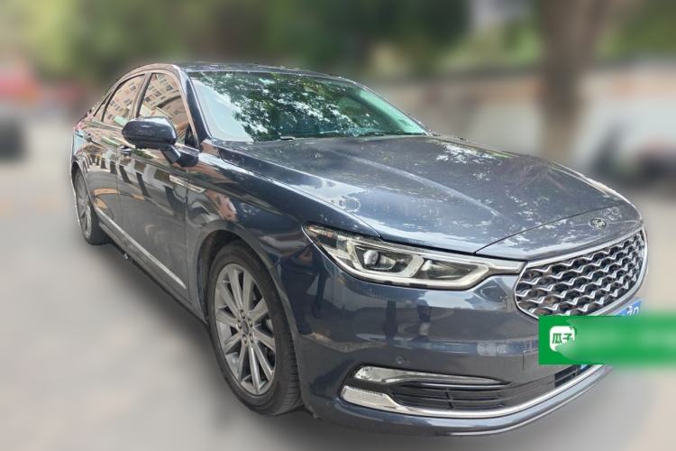 Used Ford Taurus 2019 EcoBoost 245 Premium Edition Front Right 45 Deg