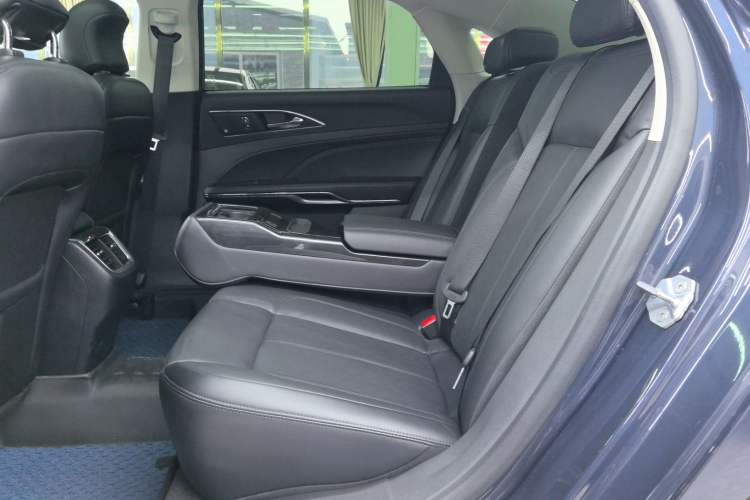 Used Ford Taurus 2019 EcoBoost 245 Premium Edition Interior 1