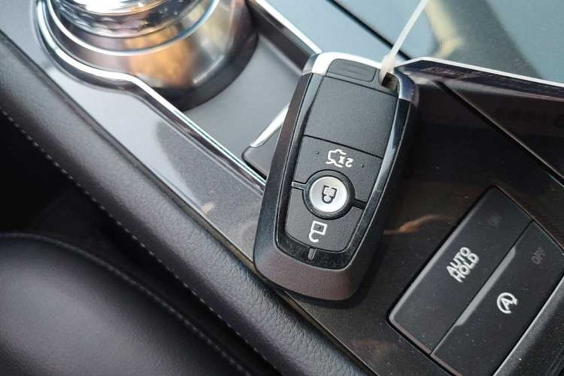 Used Ford Taurus 2019 EcoBoost 245 Comfort Edition Interior 1