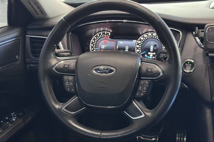 Used Ford Taurus 2019 EcoBoost 245 Premium Edition Interior 2