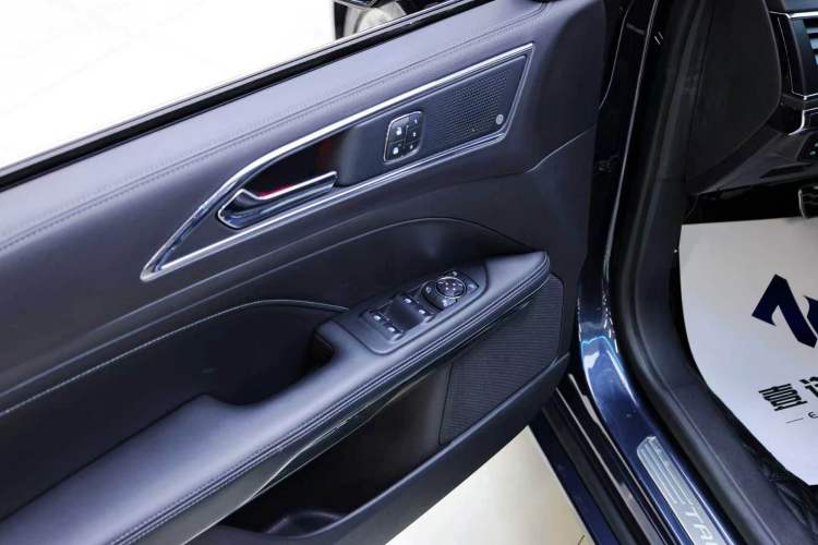 Used Ford Taurus 2019 EcoBoost 245 Premium Edition Interior 2
