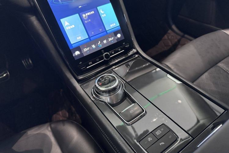Used Ford Taurus 2019 EcoBoost 245 Premium Edition Interior 3