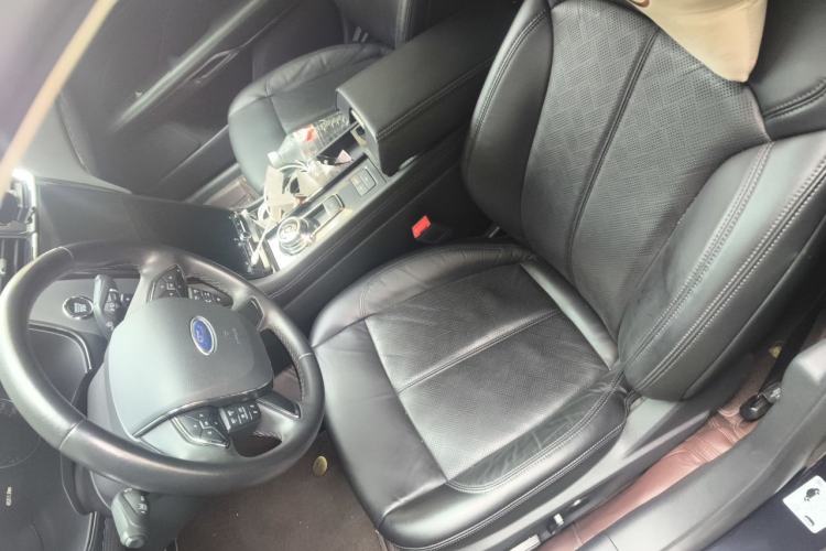 Used Ford Taurus 2019 EcoBoost 245 Premium Edition Left Front Seat
