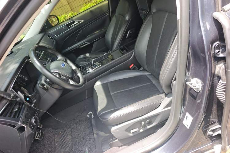 Used Ford Taurus 2019 EcoBoost 245 Premium Edition Left Front Seat