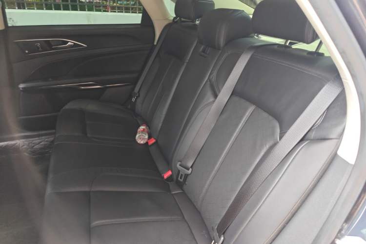 Used Ford Taurus 2019 EcoBoost 245 Premium Edition Left Rear Seat