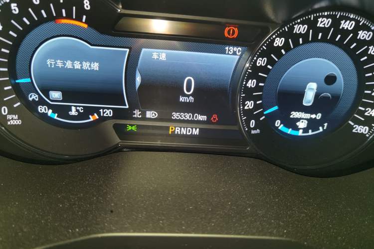 Used Ford Taurus 2019 EcoBoost 245 Premium Edition Odometer Close Up