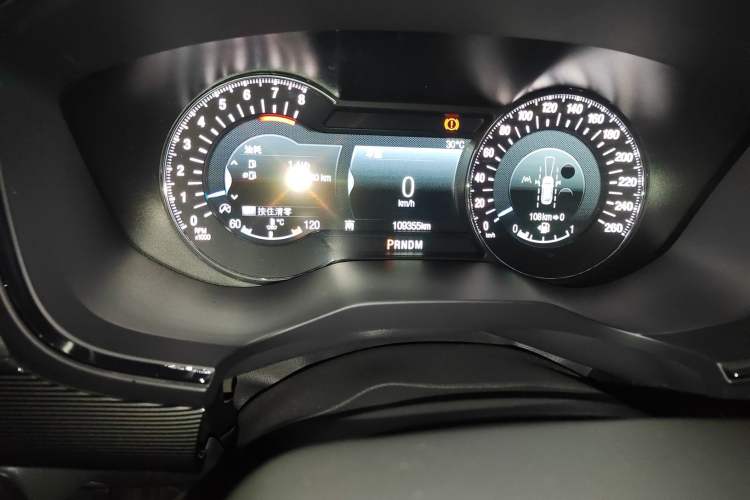 Used Ford Taurus 2019 EcoBoost 245 Premium Edition Odometer Close Up