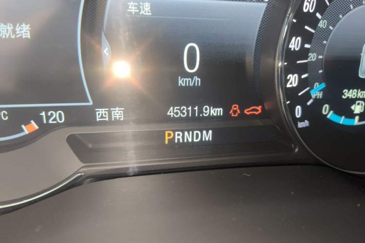 Used Ford Taurus 2019 EcoBoost 245 Premium Edition Odometer Close Up