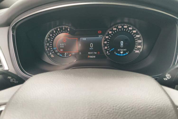 Used Ford Taurus 2019 EcoBoost 245 Vignale Deluxe Edition Odometer Close Up