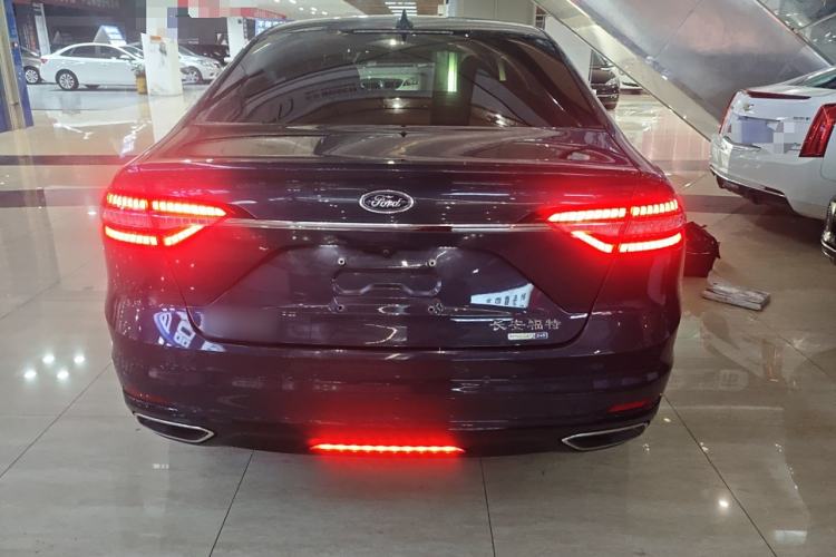 Used Ford Taurus 2019 EcoBoost 245 Premium Edition Rear
