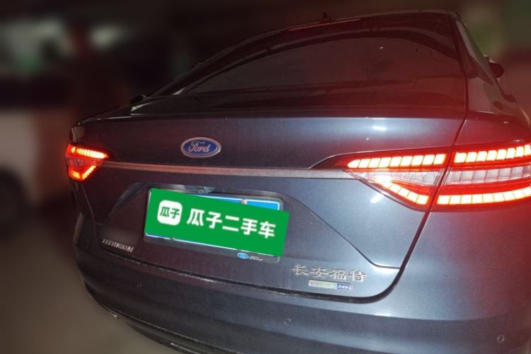 Used Ford Taurus 2019 EcoBoost 245 Premium Edition Rear