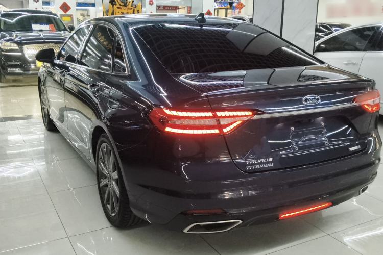 Used Ford Taurus 2019 EcoBoost 245 Premium Edition Rear Left 45 Deg