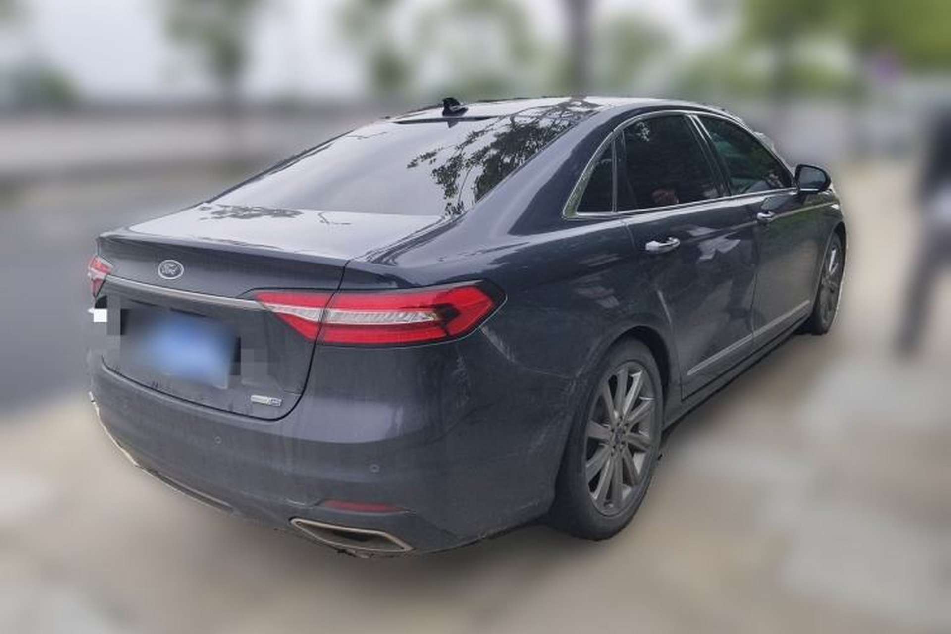 Used Ford Taurus 2019 EcoBoost 245 Premium Edition Rear Right 45 Deg