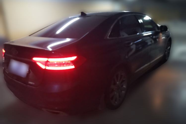 Used Ford Taurus 2019 EcoBoost 245 Premium Edition Rear Right 45 Deg