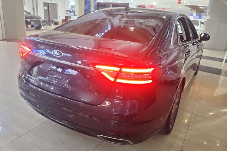 Used Ford Taurus 2019 EcoBoost 245 Premium Edition Rear Right 45 Deg