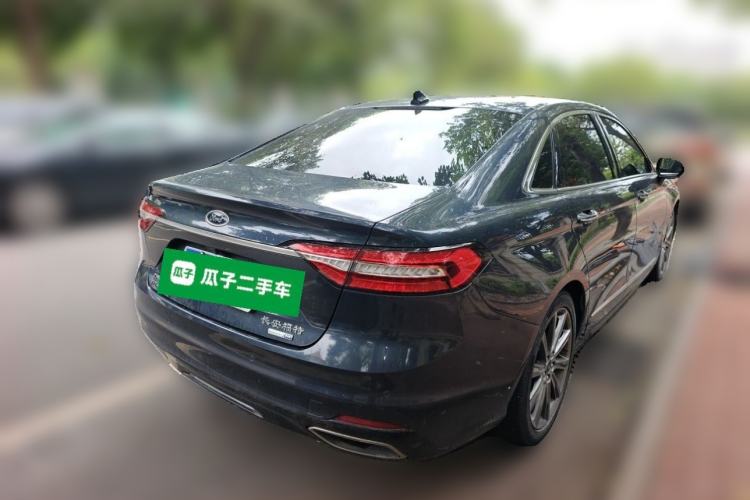 Used Ford Taurus 2019 EcoBoost 245 Premium Edition Rear Right 45 Deg