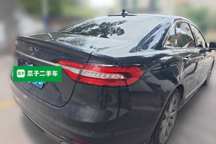Used Ford Taurus 2019 EcoBoost 245 Premium Edition Rear Right 45 Deg