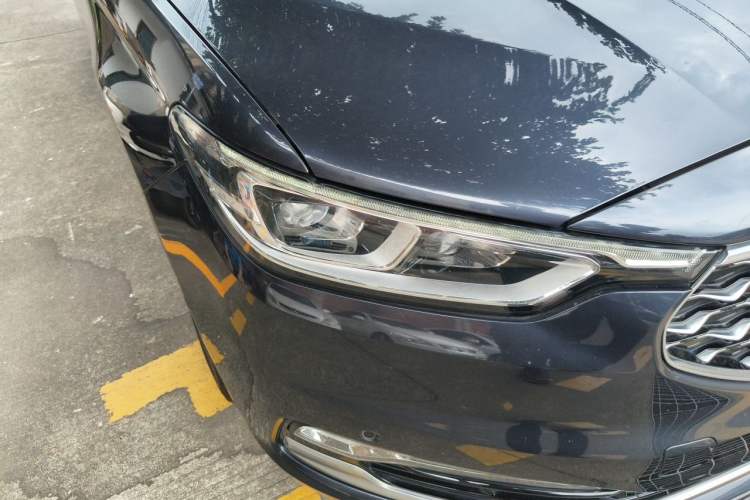 Used Ford Taurus 2019 EcoBoost 245 Vignale Deluxe Edition Right Front Headlight