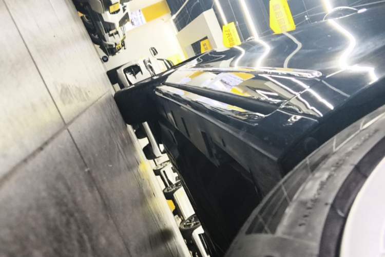 Used Ford Taurus 2019 EcoBoost 245 Premium Edition Right Side Sill