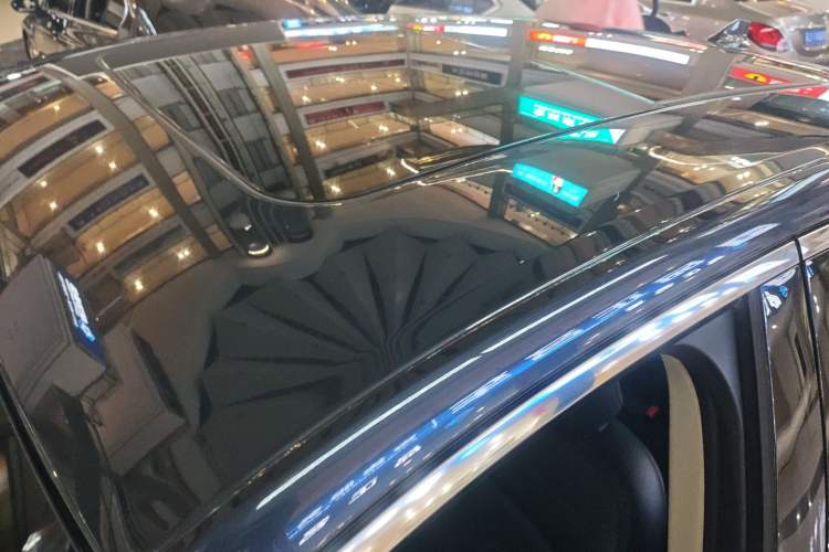 Used Ford Taurus 2019 EcoBoost 245 Premium Edition Roof