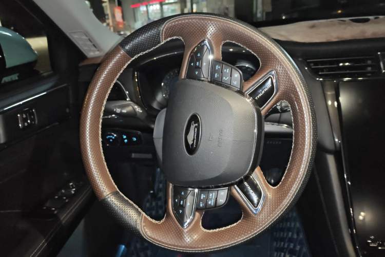 Used Ford Taurus 2019 EcoBoost 245 Premium Edition Steering Wheel