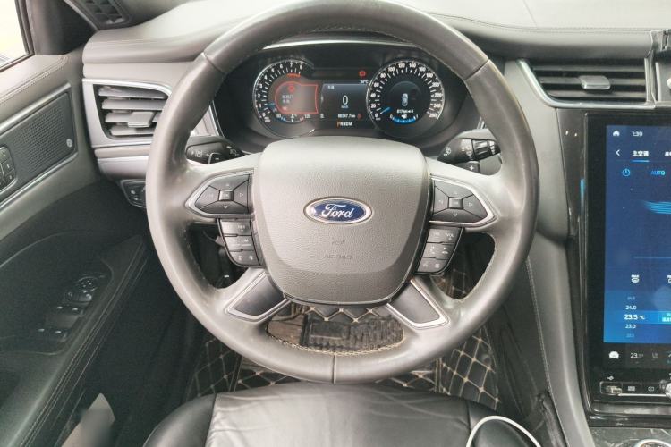 Used Ford Taurus 2019 EcoBoost 245 Vignale Deluxe Edition Steering Wheel