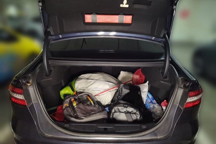Used Ford Taurus 2019 EcoBoost 245 Premium Edition Trunk