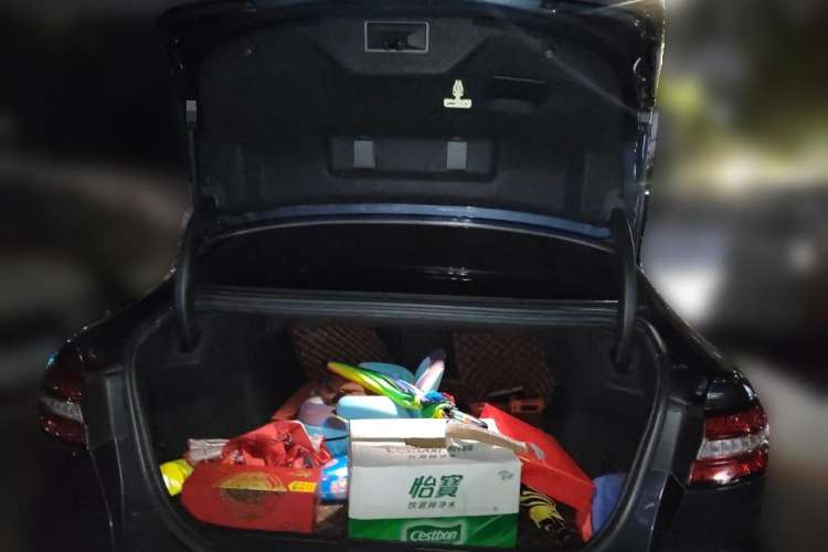 Used Ford Taurus 2019 EcoBoost 245 Premium Edition Trunk