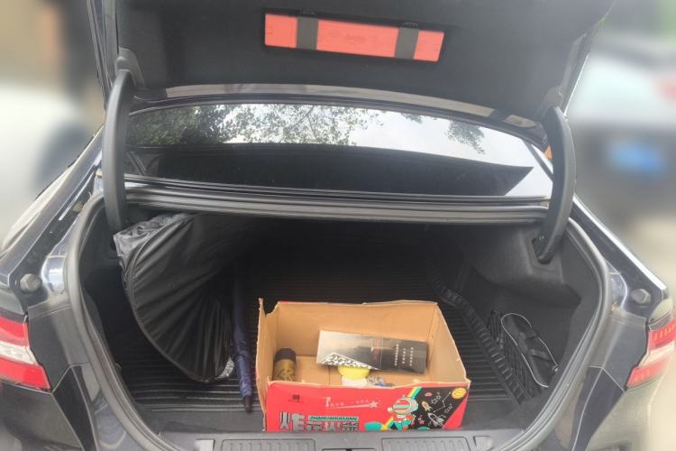 Used Ford Taurus 2019 EcoBoost 245 Premium Edition Trunk
