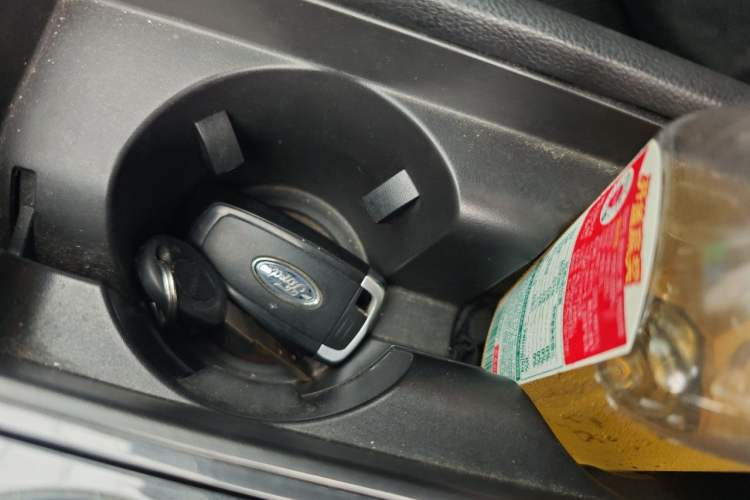Used Ford Taurus 2019 EcoBoost 245 Premium Edition Vehicle Key