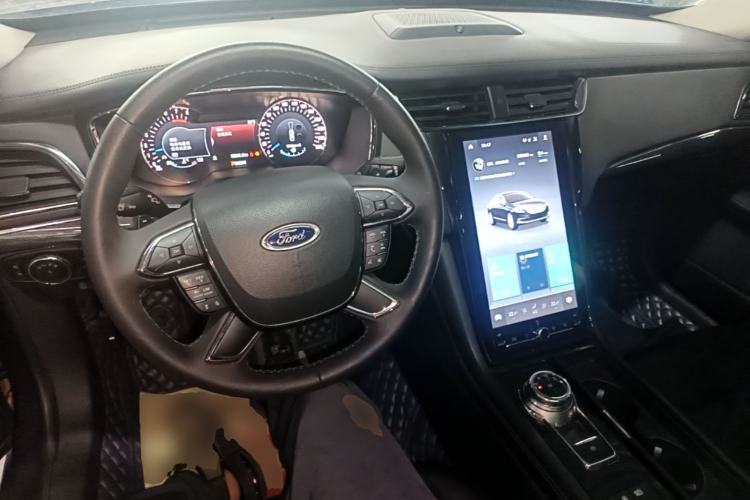 Used Ford Taurus 2019 EcoBoost 245 Premium Edition Center Console