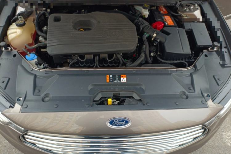 Used Ford Taurus 2019 EcoBoost 245 Premium Edition Engine Bay