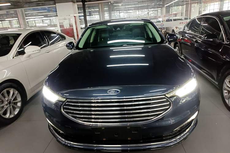 Used Ford Taurus 2019 EcoBoost 245 Premium Edition Front