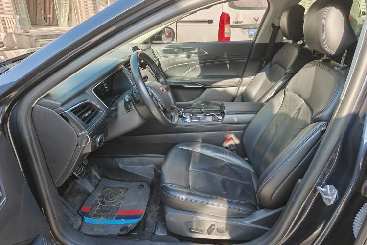 Used Ford Taurus 2019 EcoBoost 245 Premium Edition Left Front Seat