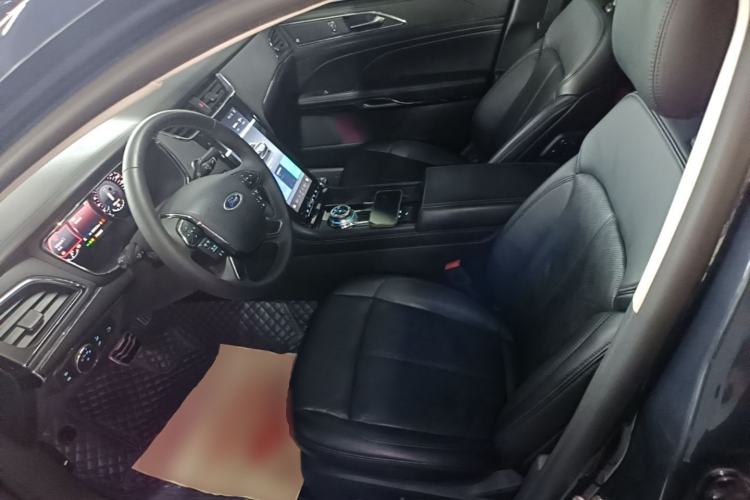Used Ford Taurus 2019 EcoBoost 245 Premium Edition Left Front Seat