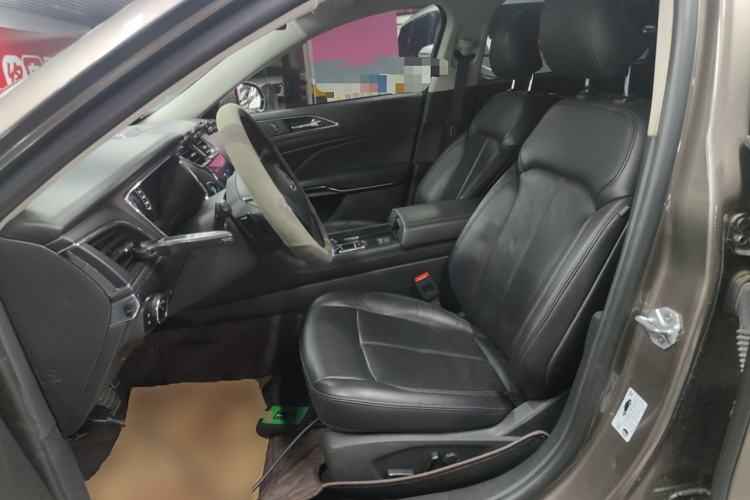 Used Ford Taurus 2019 EcoBoost 245 Premium Edition Left Front Seat