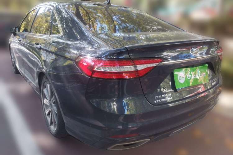 Used Ford Taurus 2019 EcoBoost 245 Premium Edition Rear Left 45 Deg