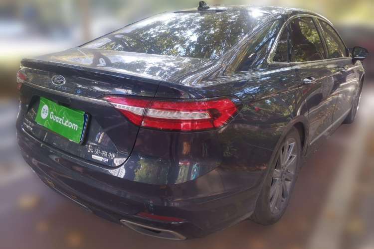 Used Ford Taurus 2019 EcoBoost 245 Premium Edition Rear Right 45 Deg