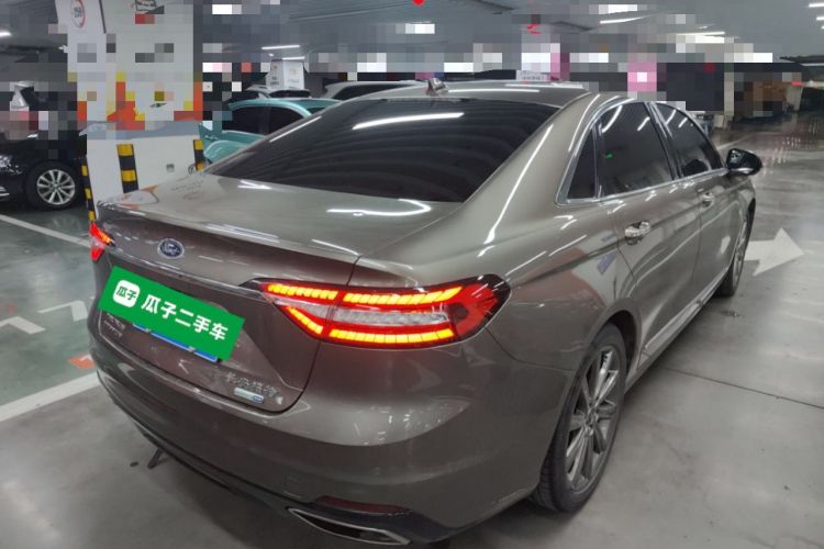 Used Ford Taurus 2019 EcoBoost 245 Premium Edition Rear Right 45 Deg