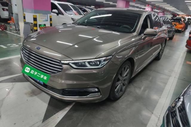 Ford Taurus 2019 EcoBoost 245 Premium Edition مستعملة