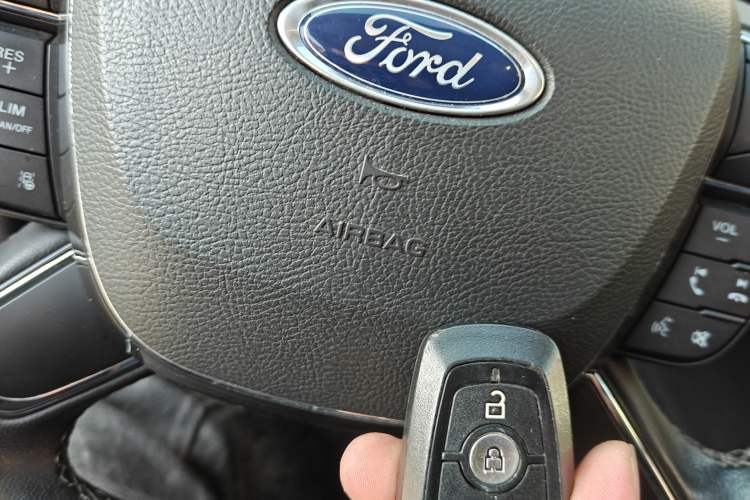 Used Ford Taurus 2019 EcoBoost 245 Premium Edition Vehicle Key